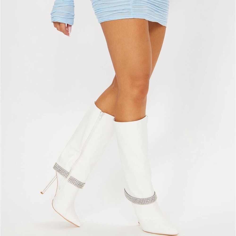 NIB Dylan White Embellished Overlay Knee High Boots - Size 8.5 ***Item: B12